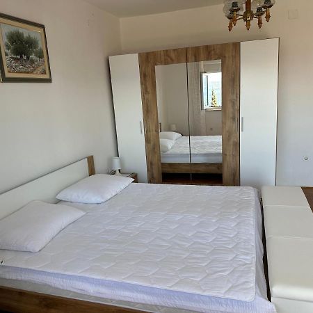 קריקווניצה Spacious 2-Room Apartment With Beautiful Sea View מראה חיצוני תמונה