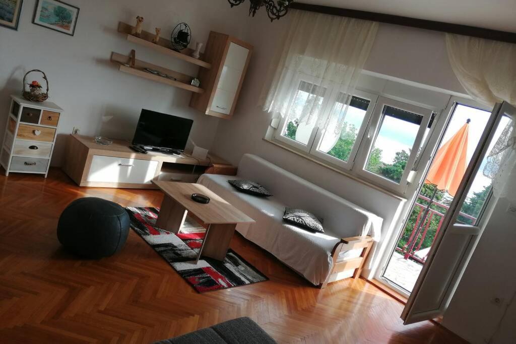 קריקווניצה Spacious 2-Room Apartment With Beautiful Sea View מראה חיצוני תמונה
