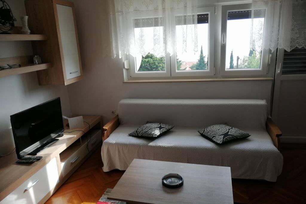 קריקווניצה Spacious 2-Room Apartment With Beautiful Sea View מראה חיצוני תמונה